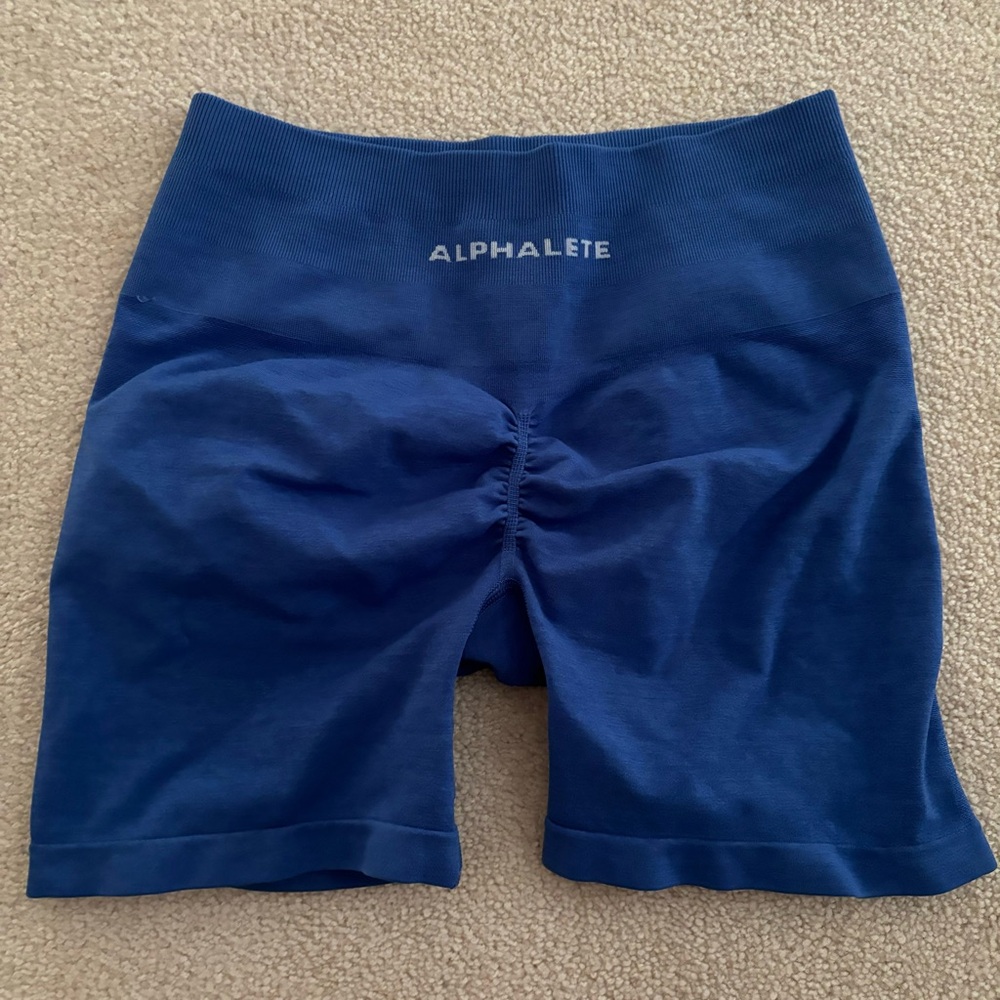 Alphalete amplify shorts 4” - sapphire blue - size medium